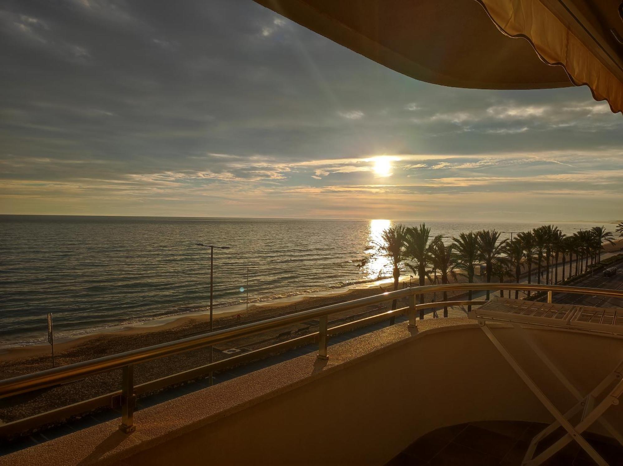 Frente Al Mar Para 8 Personas Apartment Calafell Exterior photo